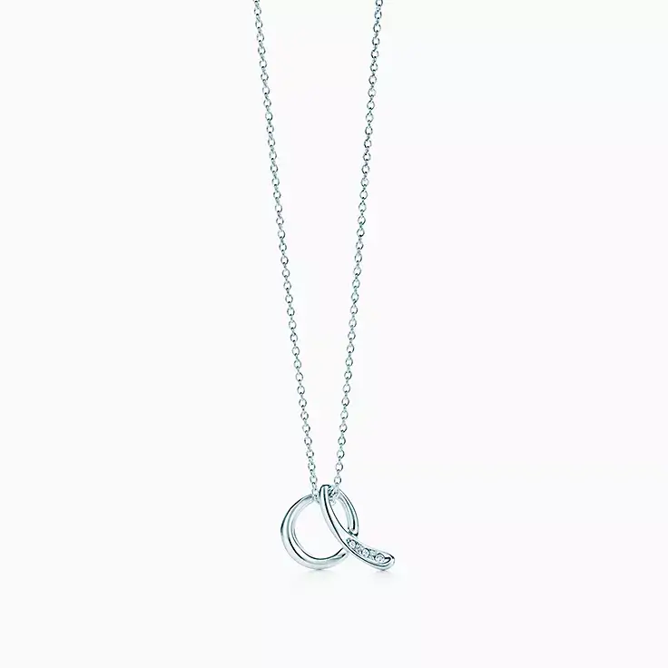 elsa-perettialphabet-letter-a-pendant-26031958_930194_ED (1)